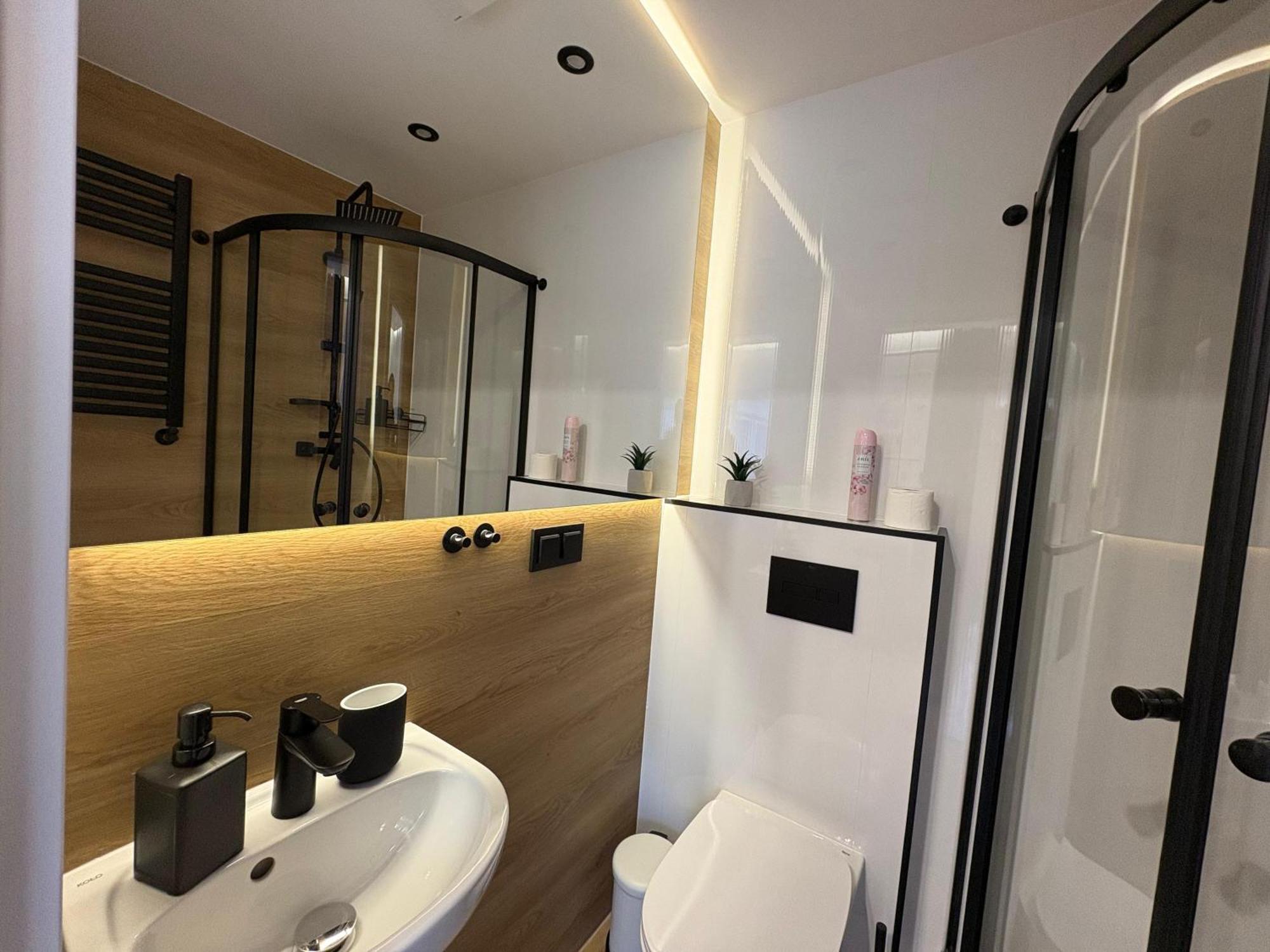 Stylowe Apartamenty W Centrum Breslau Exterior foto